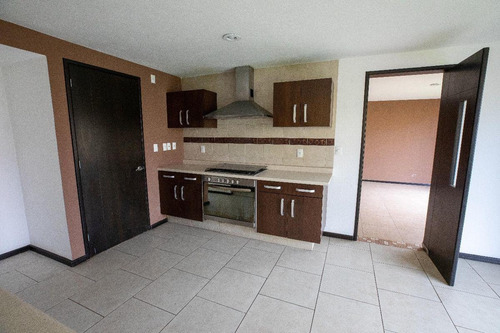 Imagen 4 de 13 de Casa En Condominio - Llano Grande