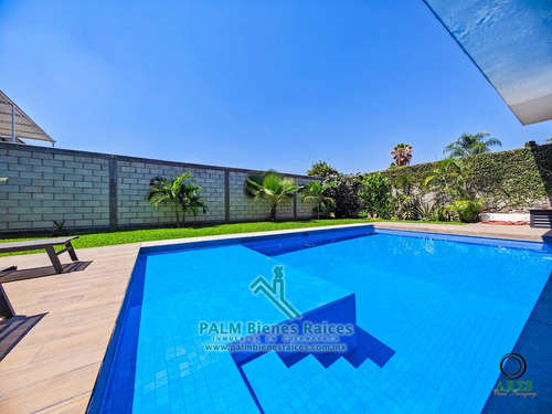 Casa Sola Con Alberca Climatizada, Brisas, 3 Recámaras, 3.5 Baños, 3 Autos, Seguridad 24hrs $6,350,000.00