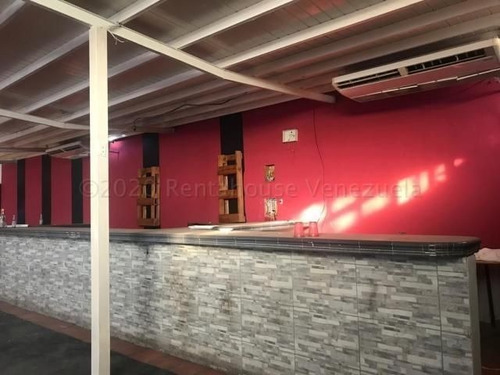 Imagen 3 de 13 de Comercial En Venta Ubicado En La Puerta Maraven. Punto Fijo