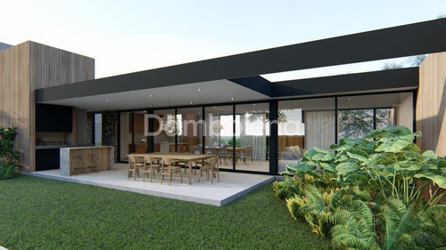 Casa En Venta En La Concepcion, Luján
