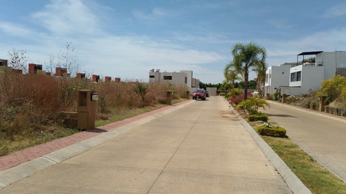 Imagen 2 de 8 de Terreno En Venta. Kloster Ahuatlan. Lote 1- 272.13 M2