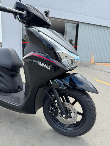 Yamaha| Fluo Abs Hybrid 25/26 + Emplacamento Grátis