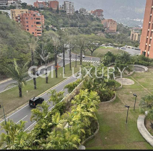 Cgi+ Vende Apartamento En Valle Arriba, Caracas