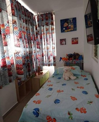 Imagen 12 de 14 de Venta Apartamento El Marques 22-29023