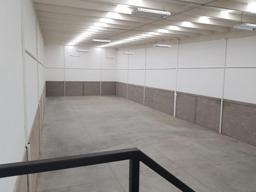 Imagen 5 de 14 de Bodega En Renta En Parque Cerca Del Aeropuerto 508m2