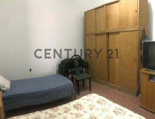 Imagen 17 de 21 de Venta De Lote Con Excelente Zonificación En El Centro De Lanús Este.