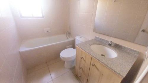 Vendo Casa 3d 3b Hermoso Condominio En San Esteban