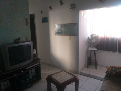 Apto 2 Qtos, Sala C/terraço, Boa Cozih., Área De Servs, Gars Carros/motos, Prox Praia, Comércios, Escolas Só Etc Só $150.ml