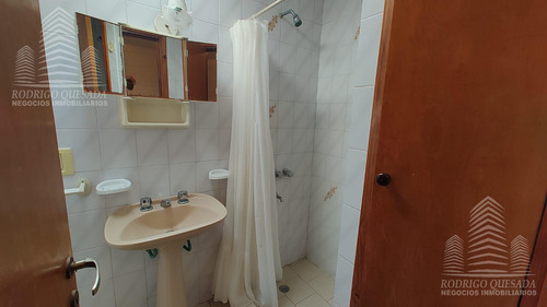 Dúplex En Venta De 2 Dormitorios C/ Cochera En Costa Azul.