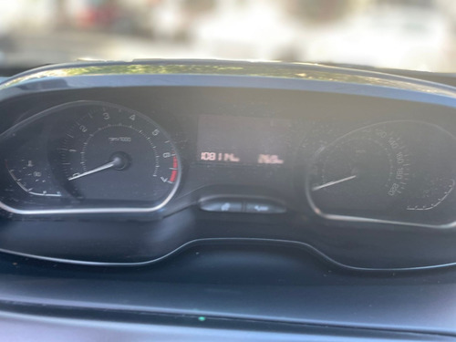 Imagen 14 de 15 de Peugeot 2008