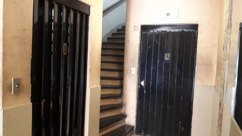 Imagen 5 de 16 de Venta Oficina Deposito Zona Comercial Balvanera