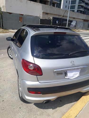 Peugeot 207 2010 2.0 Sedan Xt Hdi