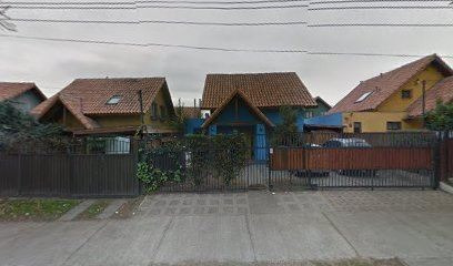 Casa En Venta De 3 Dorm. En Peñalolén