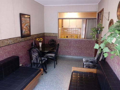 Imagen 3 de 9 de Departamento 2 Ambientes A La Calle Con Balcon En Alquiler Temporada Mar Del Plata
