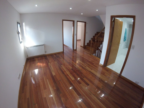 Imagen 7 de 14 de Chalet Doble Lote 6 Amb + Playrooom Y Piscina // Temple 1930