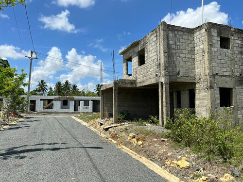 Solares Y Terrenos En Santo Domingo Norte Villa Mella 