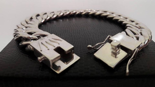 Imagem 6 de 9 de Pulseira Elos Duplos 105 Gramas Ouro 18k Maciço