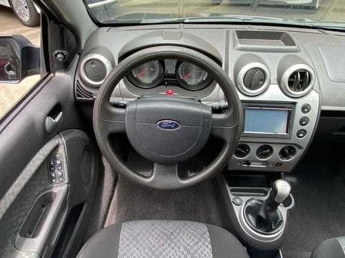 Ford Fiesta Hatch Class 1.6 8v 4p