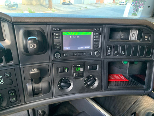 Scania Streamline R 440 6x2 Cabine Alta