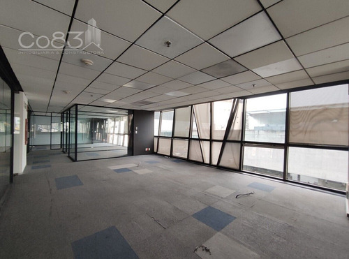 Renta - Oficina - Magnocentro 5 - 300m2 - Piso 1