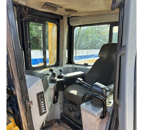 Tractor Bulldozer D6t 2010