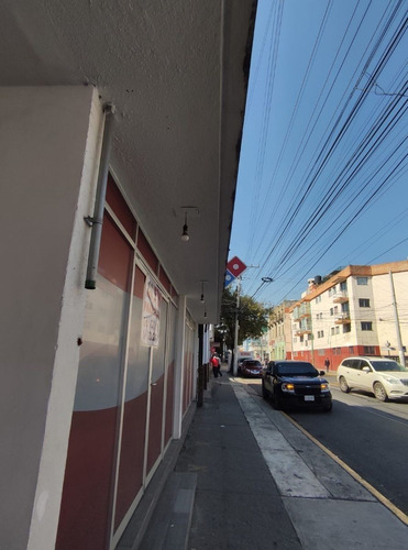 Edificio En Renta Con Uso De Suelo, Se Renta Con Local Comercial