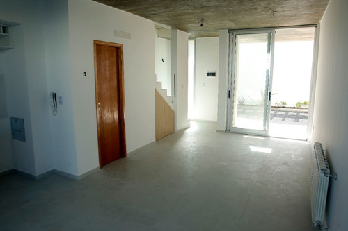 Casa Tipo Duplex 2 Dormitorios A Estrenar