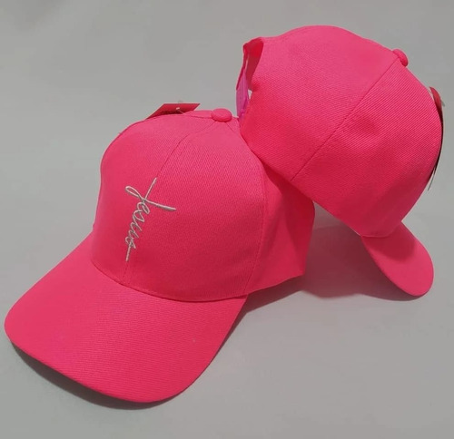 Gorro Con Visera Fucsia  Jesús Vertical Bordado 