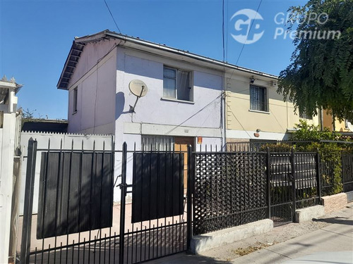 Casa En Venta De 3 Dorm. En Pedro Aguirre Cerda