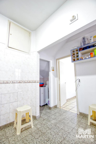 Casa 4 Ambientes Con Terraza Y Parrilla - Olivos.