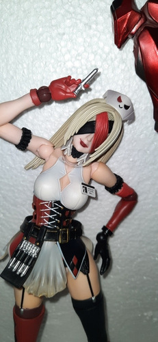 Play Arts Kai Harley Quinn Variante Tetsuya Nomura (Usado)
