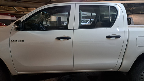 Toyota Hilux Pick-Up 2.4 Cd Dx 150cv 4x4