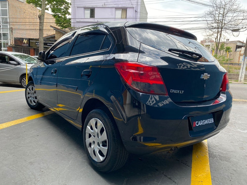 Imagem 5 de 10 de Chevrolet Onix Lt 1.4 2014/2015 Completo