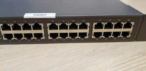 Switch D-link Des-1024d