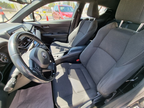 Imagen 11 de 14 de Toyota C-hr Base