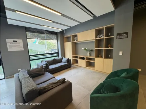 Apartamento En Bosque De Pinos Rah Co: 25-967