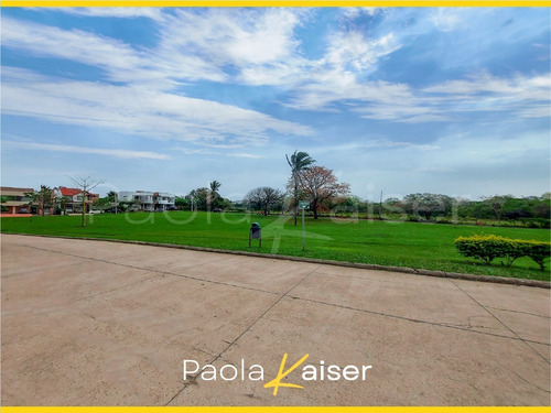 Imagen 11 de 19 de Linda Casa En Venta, 4 Dormitorios, Condominio Jardines Del Urubo