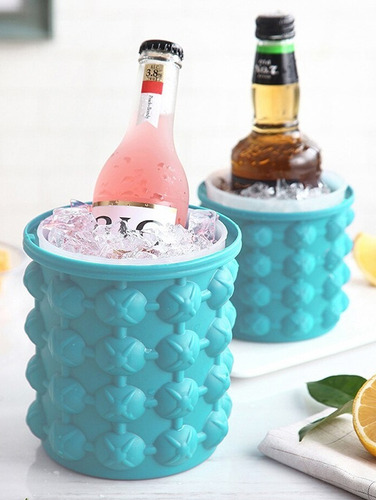 Mini Hielera De Silicona Para Cubos De Hielo Enfriador Color Azul