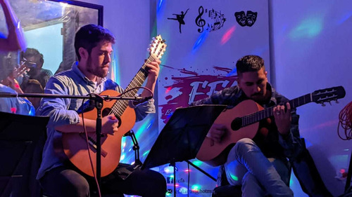 Imagen 3 de 5 de Clases De Guitarra Y Lenguaje Musical - Todas Las Edades