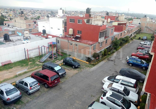 Imagen 20 de 20 de Casa En Venta De 3 Niveles En Bulevares Del Lago