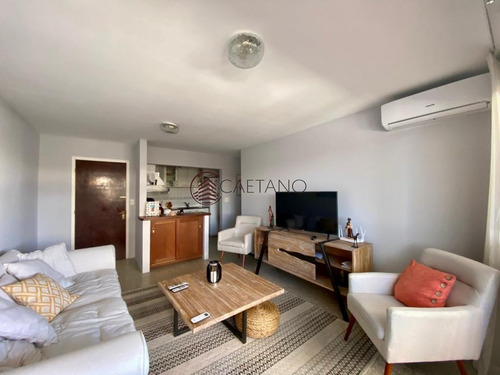 Apartamento Remodelado En El Corazón De La Península-ref:466
