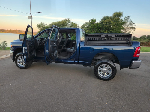 RAM Ram 2500 6.7 Laramie Cab. Dupla 4x4 Aut. 4p