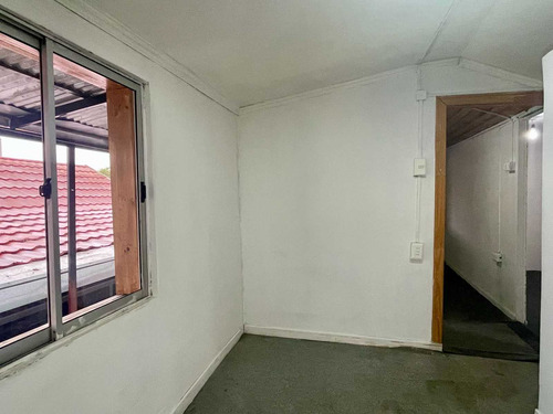 Arriendo Casa Hospital Félix Bulnes. 5 Dorm. (93715)