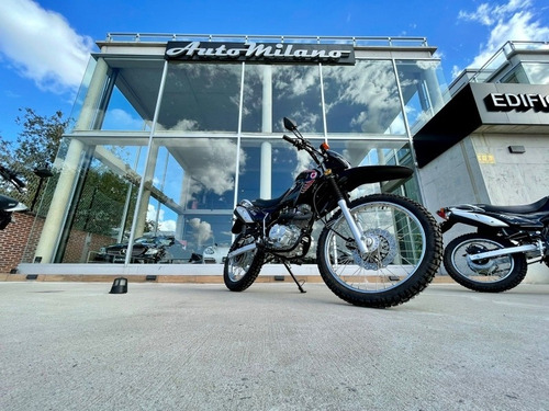 Imagen 2 de 15 de Okinoi R250 Enduro No Benelli Motomel Tornado Corven