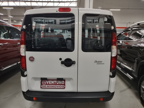 Imagem 5 de 15 de Fiat Doblo 1.8 Essence 7l Flex 20/2021