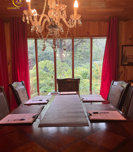 Vende Casa Con Gran Terreno Caburgua Pucón