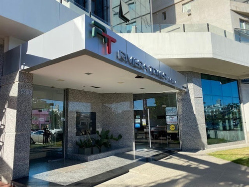 Imagen 2 de 22 de Departamento De Categoría Con Vista Panoramica !!