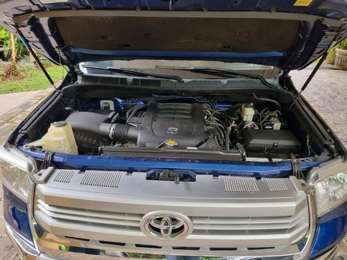 Toyota Tundra 5.7 Platinum 4x4 V8 32v Gasol.4p Automát. 2015