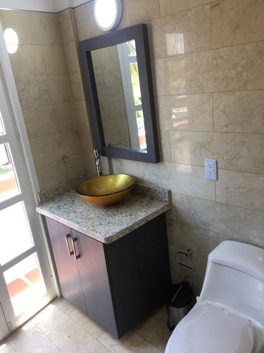 Imagen 6 de 22 de Town House A Estrenar En Venta Pueblo Viejo