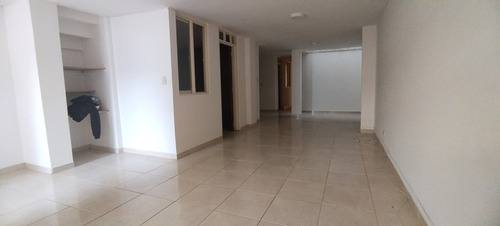 En Venta Casa Bifamiliar De 2 Niveles, Independientes En Los Andes, Norte De Cali